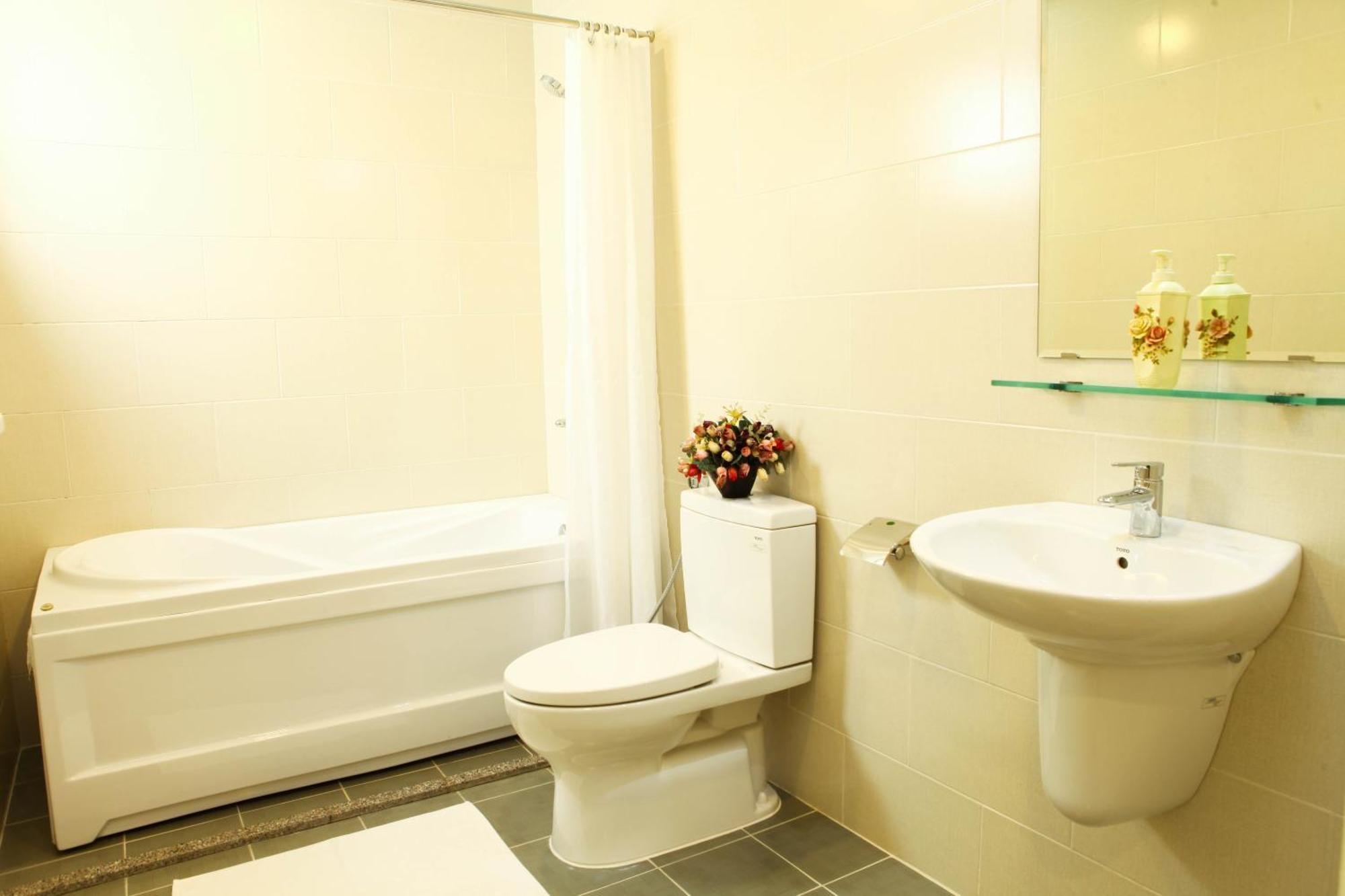 The Green View V Hotel & Serviced Apartment Хошимин Екстериор снимка